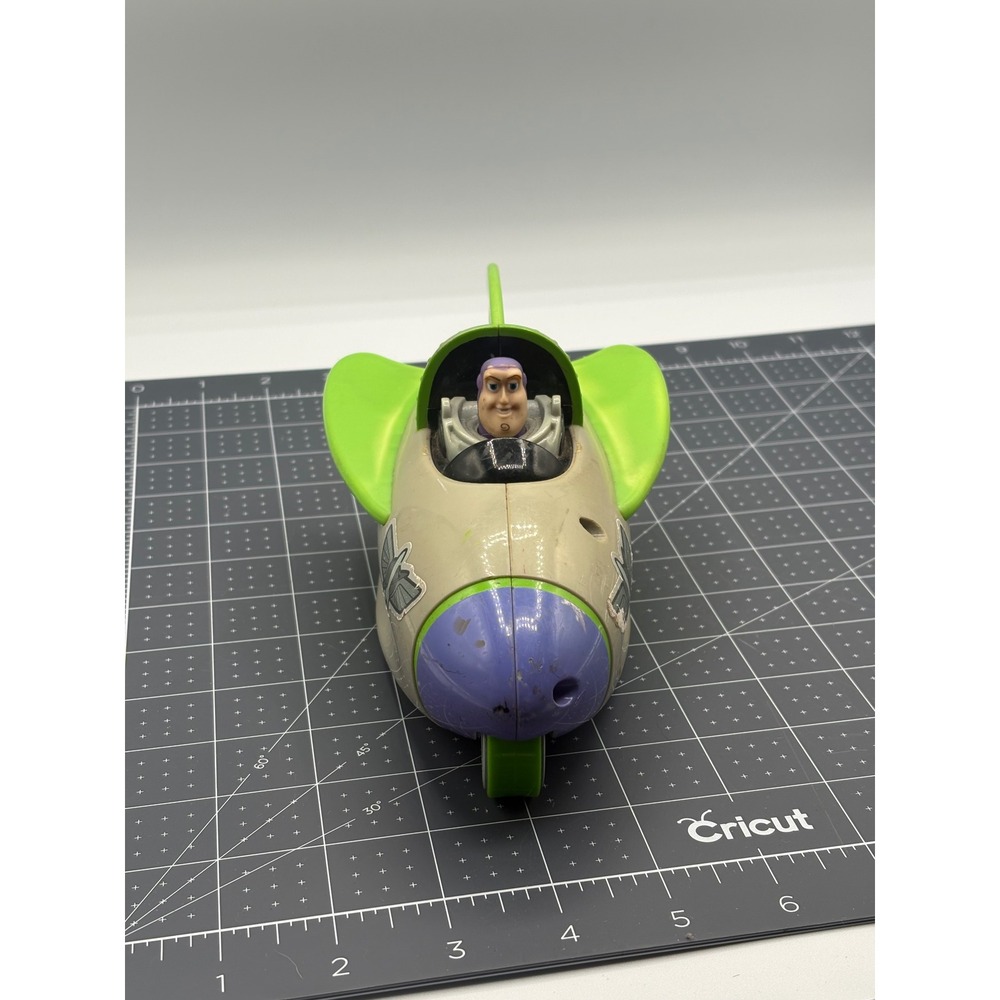Mattel Disney Pixar Toy Story 3 Buzz Lightyear Spaceship Star Command 2009 V1977